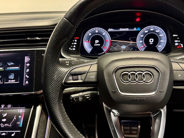 Used Audi Q8 2018 for sale - 75853391: Photo 46