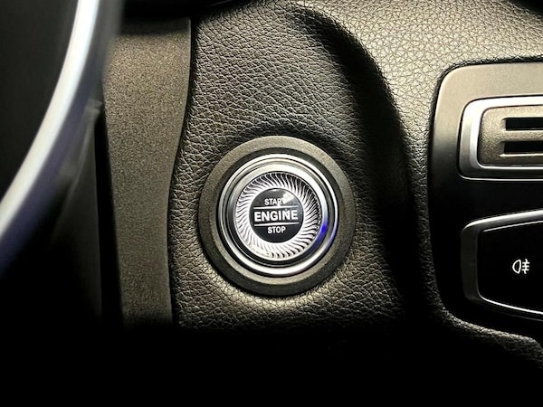 Used Mercedes-Benz C-Class 2019 for sale - 74996082: Photo 37