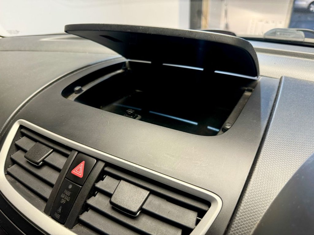 Used Suzuki Swift 2012 for sale - 77152877: Photo 37