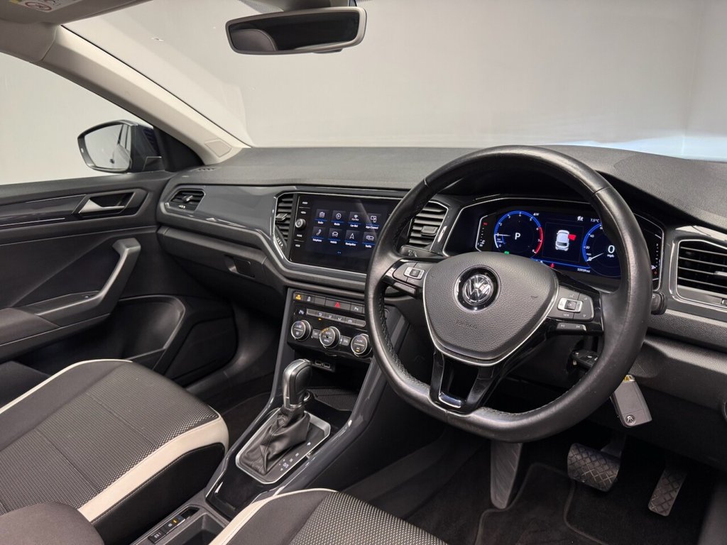 Used Volkswagen T-Roc 2018 for sale - 77360091: Photo 3