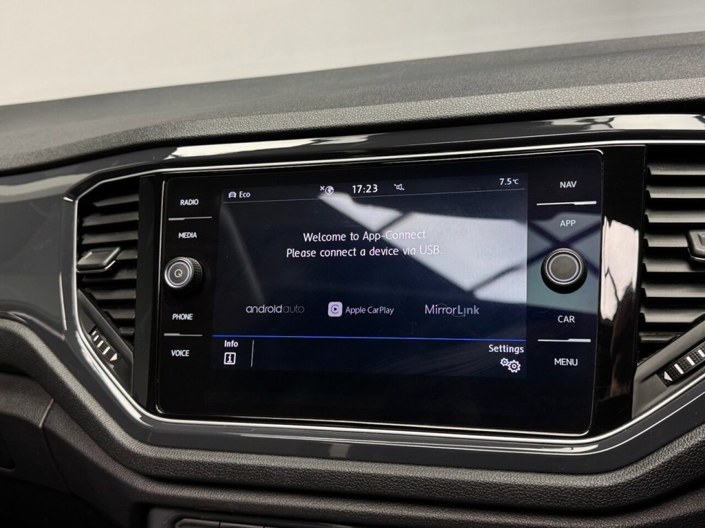 Used Volkswagen T-Roc 2018 for sale - 77360091: Photo 33