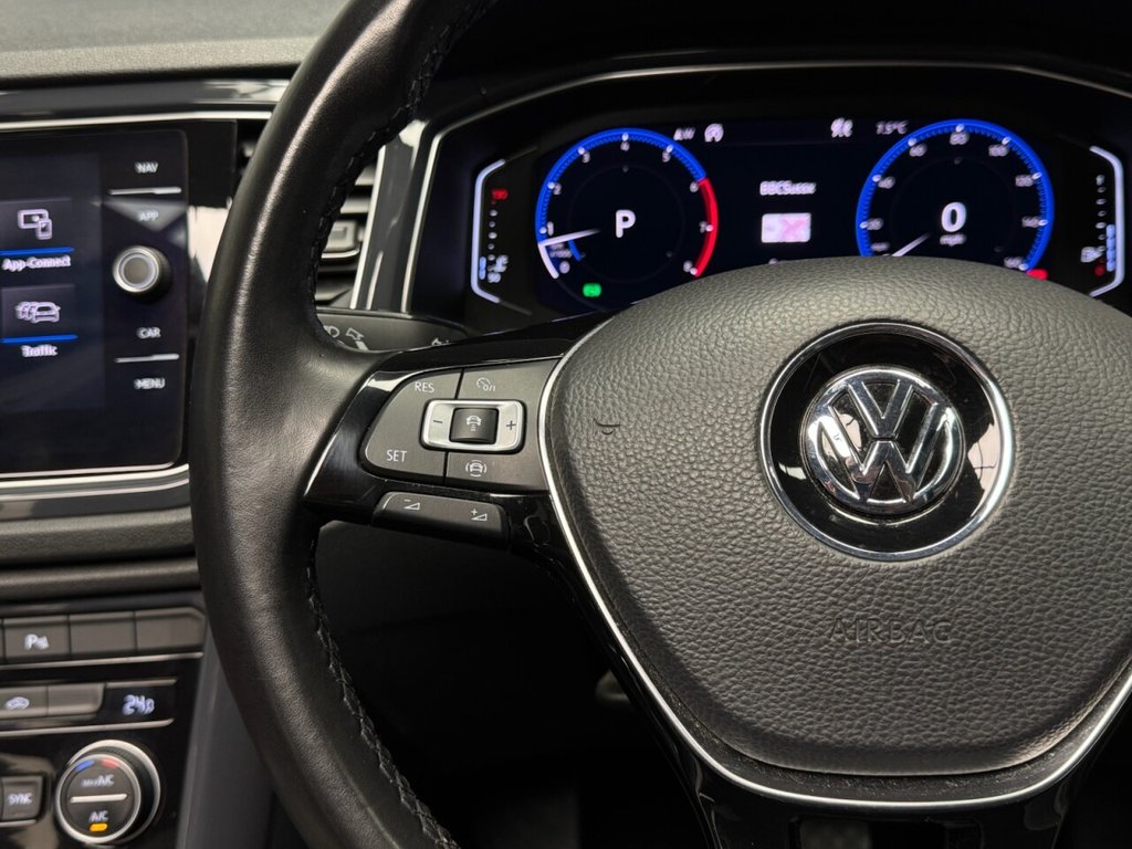 Used Volkswagen T-Roc 2018 for sale - 77360091: Photo 37