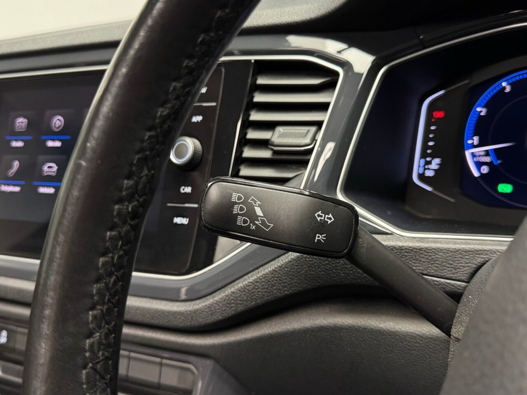 Used Volkswagen T-Roc 2018 for sale - 77360091: Photo 39