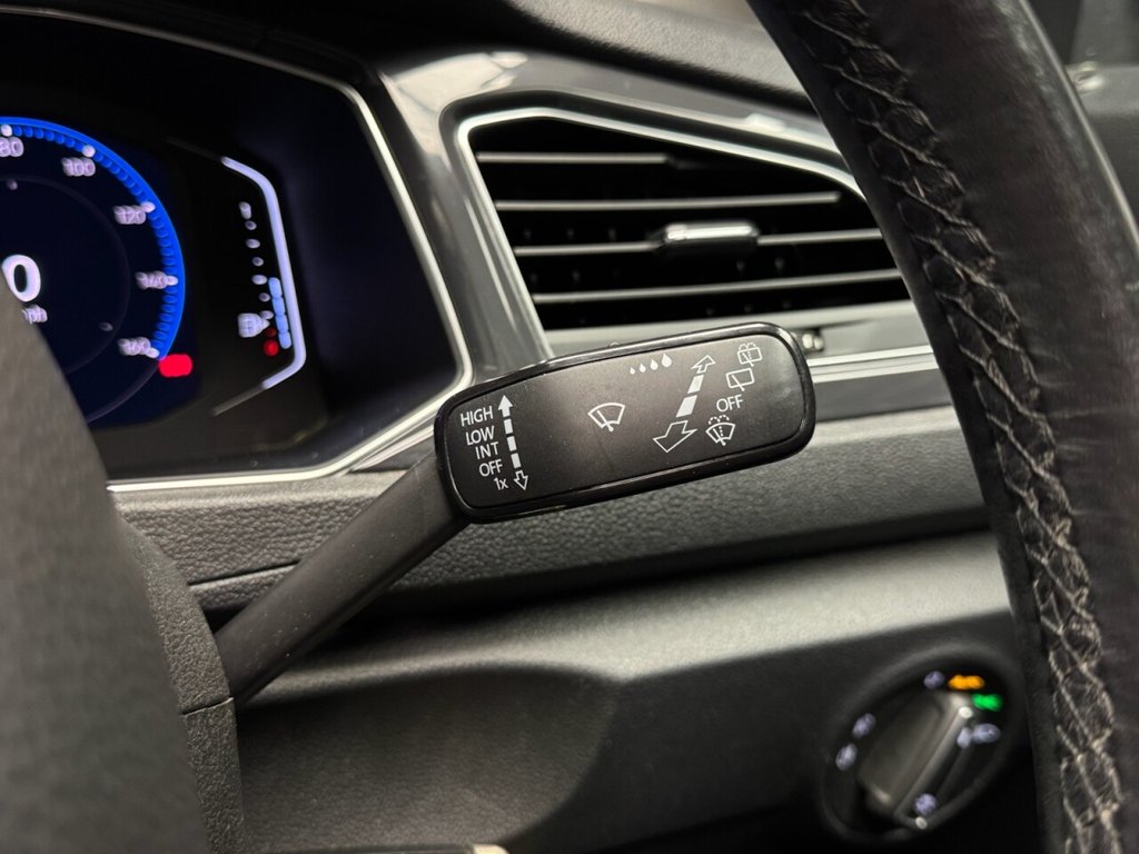 Used Volkswagen T-Roc 2018 for sale - 77360091: Photo 40