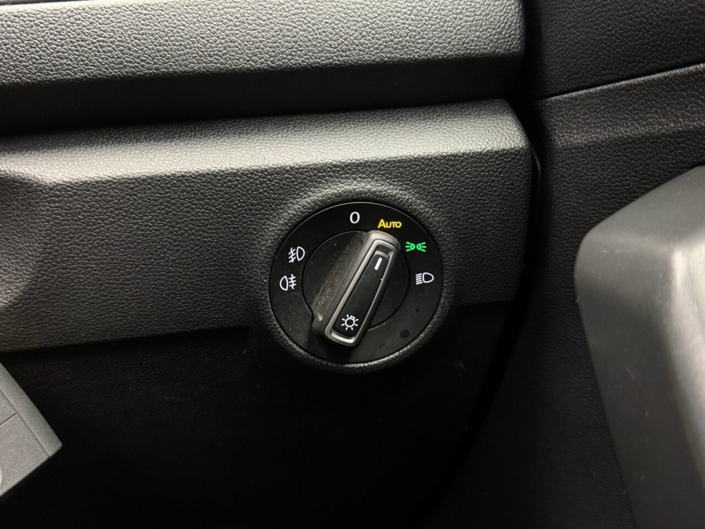 Used Volkswagen T-Roc 2018 for sale - 77360091: Photo 41