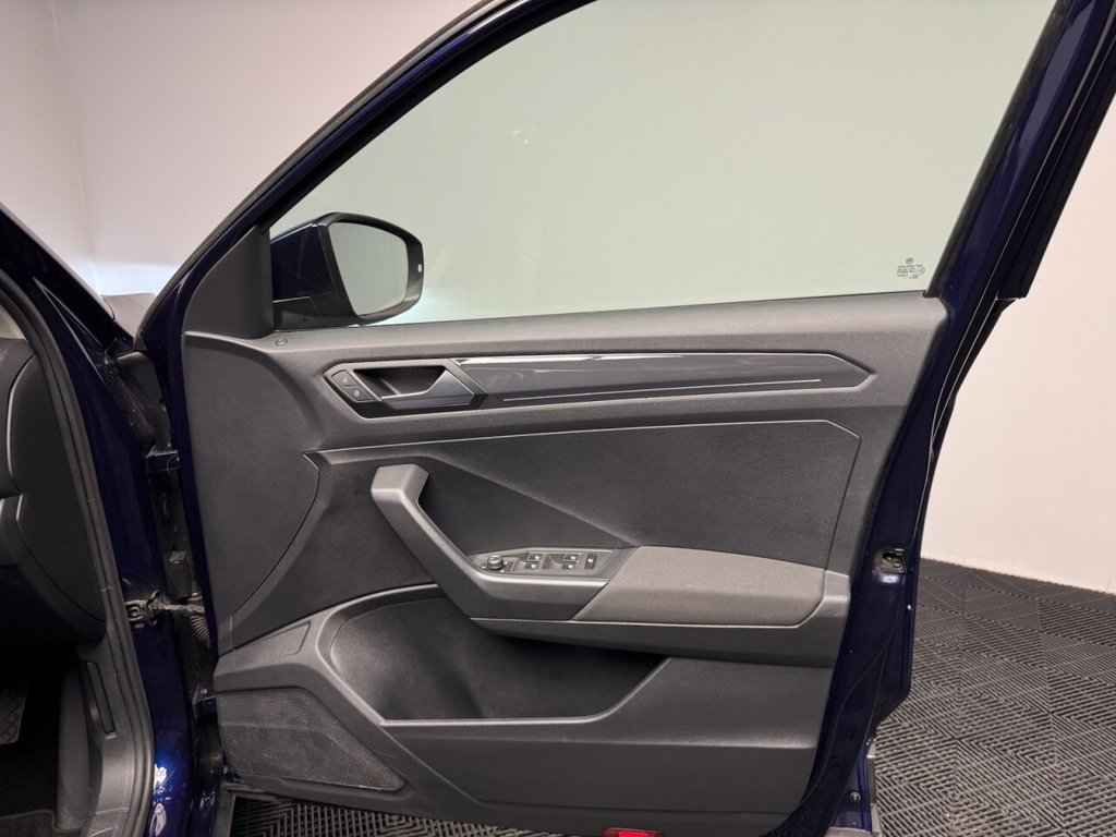 Used Volkswagen T-Roc 2018 for sale - 77360091: Photo 47