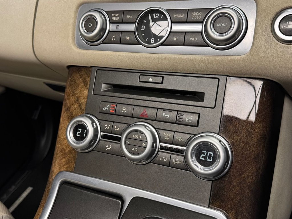 Used Land Rover Range Rover Sport 2010 for sale - 76470451: Photo 35