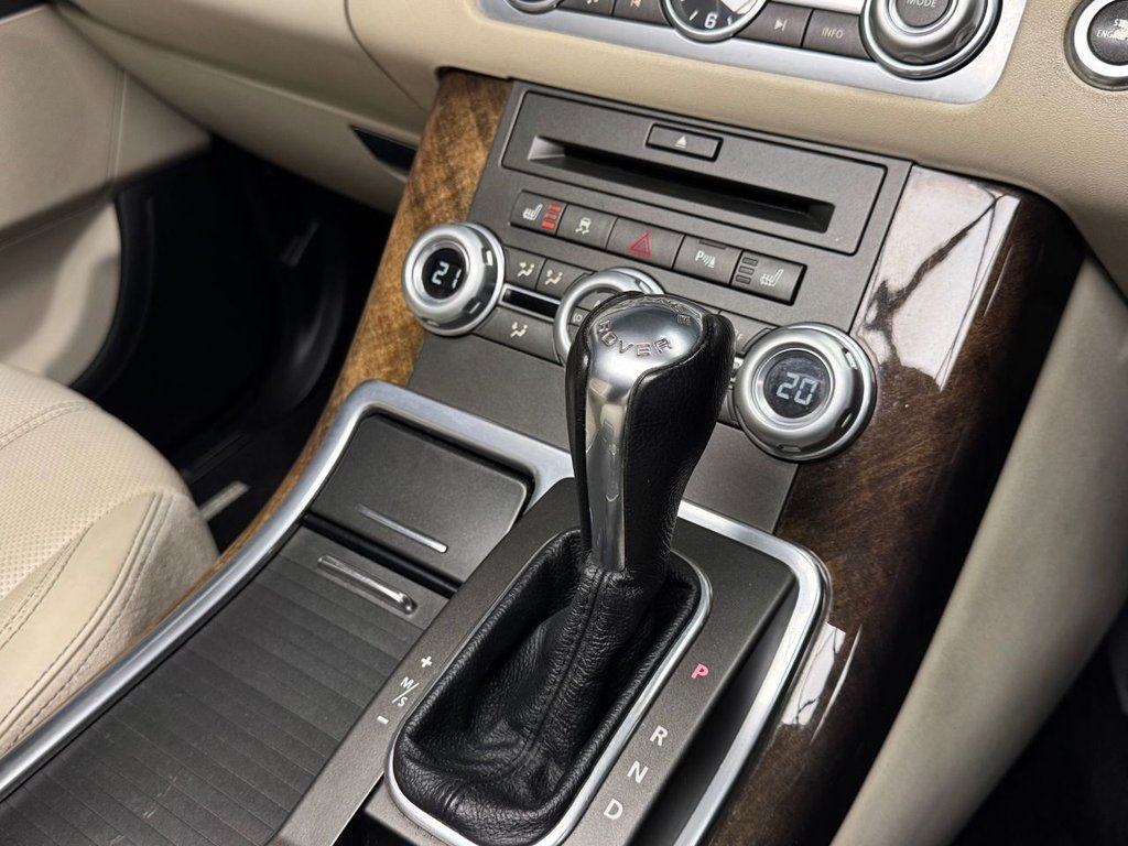 Used Land Rover Range Rover Sport 2010 for sale - 76470451: Photo 37