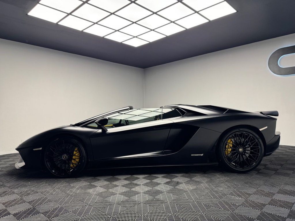Used Lamborghini Aventador 2018 for sale - 77576126: Photo 38