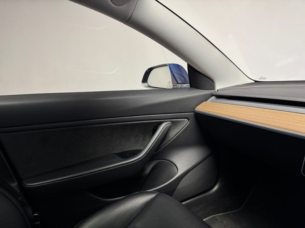 Used Tesla Model 3 2019 for sale - 77936293: Photo 31