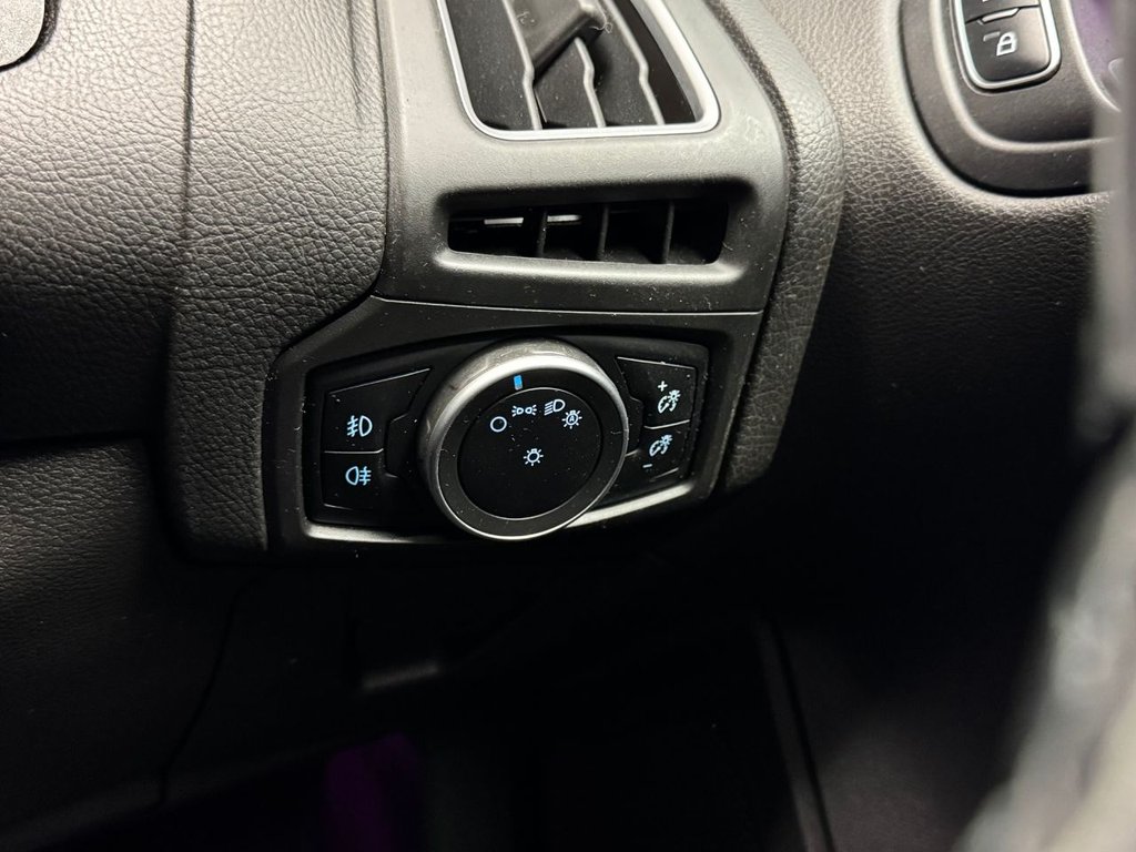 Used Ford Focus 2015 for sale - 75801297: Photo 44