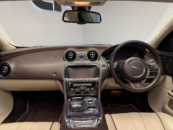 Used Jaguar XJ 2011 for sale - 76224023: Photo 26