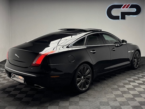 Used Jaguar XJ 2011 for sale - 76224023: Photo 2