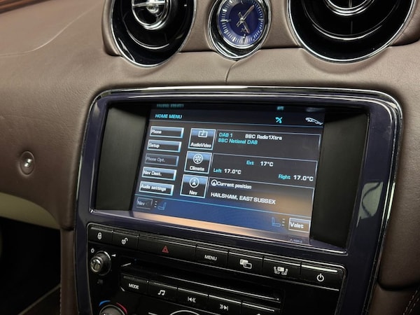 Used Jaguar XJ 2011 for sale - 76224023: Photo 31