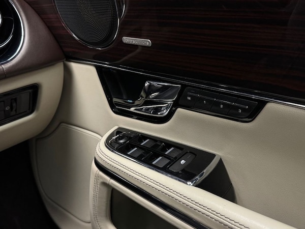Used Jaguar XJ 2011 for sale - 76224023: Photo 44
