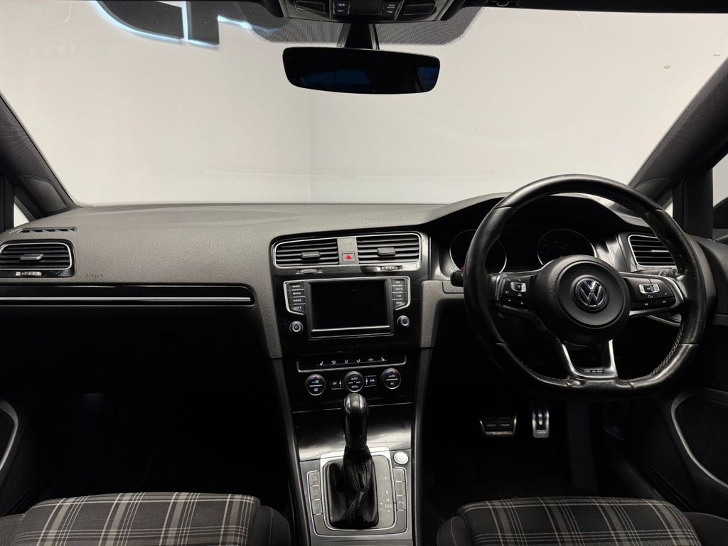 Used Volkswagen Golf 2016 for sale - 76417162: Photo 24