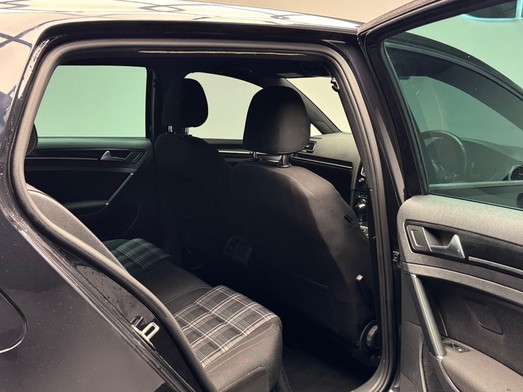 Used Volkswagen Golf 2016 for sale - 76417162: Photo 44