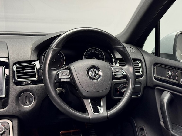 Used Volkswagen Touareg 2014 for sale - 75259265: Photo 32