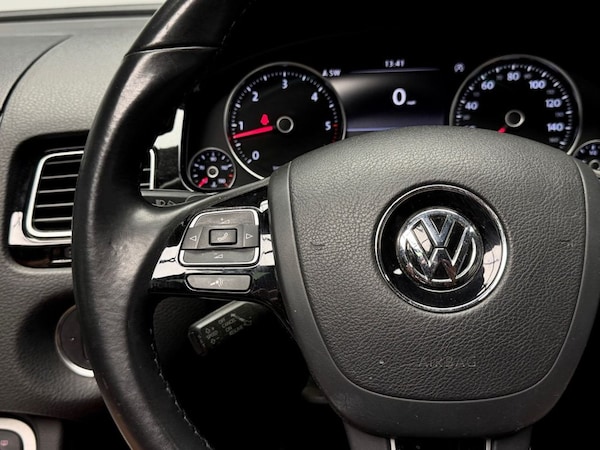 Used Volkswagen Touareg 2014 for sale - 75259265: Photo 40