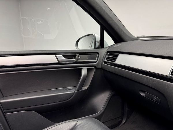 Used Volkswagen Touareg 2014 for sale - 75259265: Photo 41