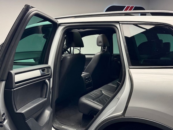 Used Volkswagen Touareg 2014 for sale - 75259265: Photo 45