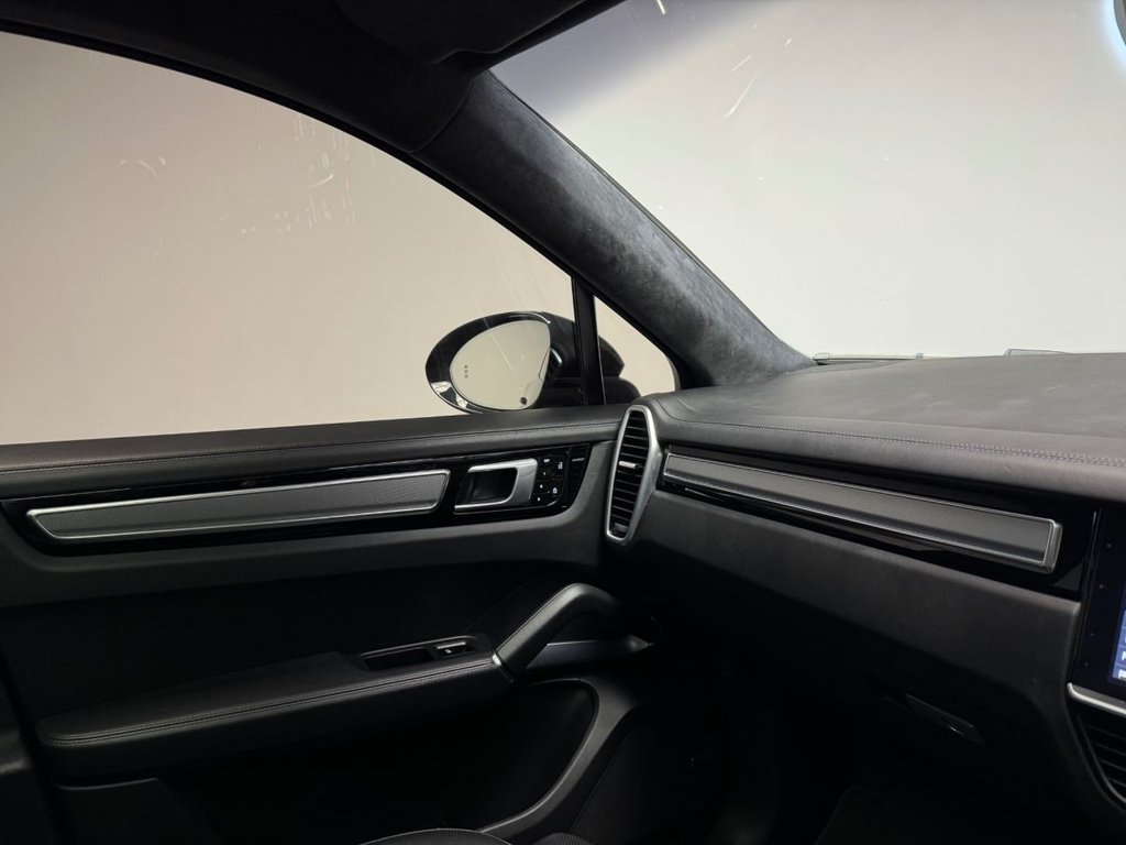 Used Porsche Cayenne 2019 for sale - 77941675: Photo 38