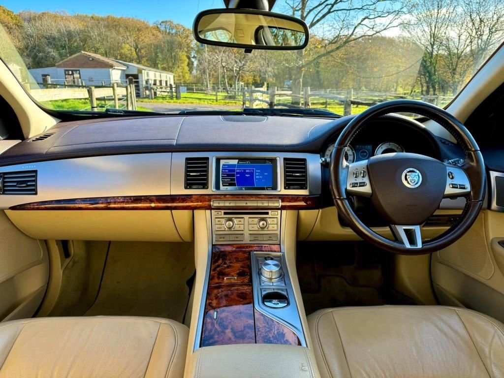 Used Jaguar XF 2009 for sale - 77152882: Photo 31