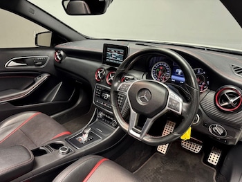 Used Mercedes-Benz A-Class 2015 for sale - 75770995: Photo