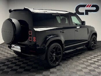 Used Land Rover Defender 2023 for sale - 75896184: Photo