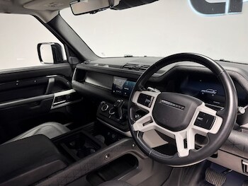 Used Land Rover Defender 2023 for sale - 75896184: Photo