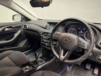Used Infiniti Q30 2017 for sale - 79245473: Photo