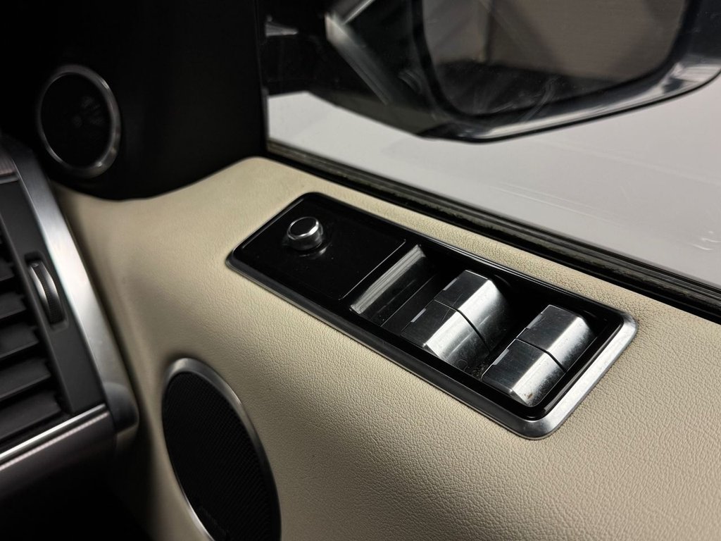 Used Land Rover Range Rover Sport 2018 for sale - 75992546: Photo 47