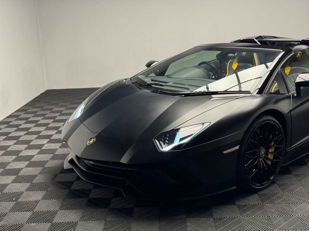 Used Lamborghini Aventador 2018 for sale - 77799779: Photo 33