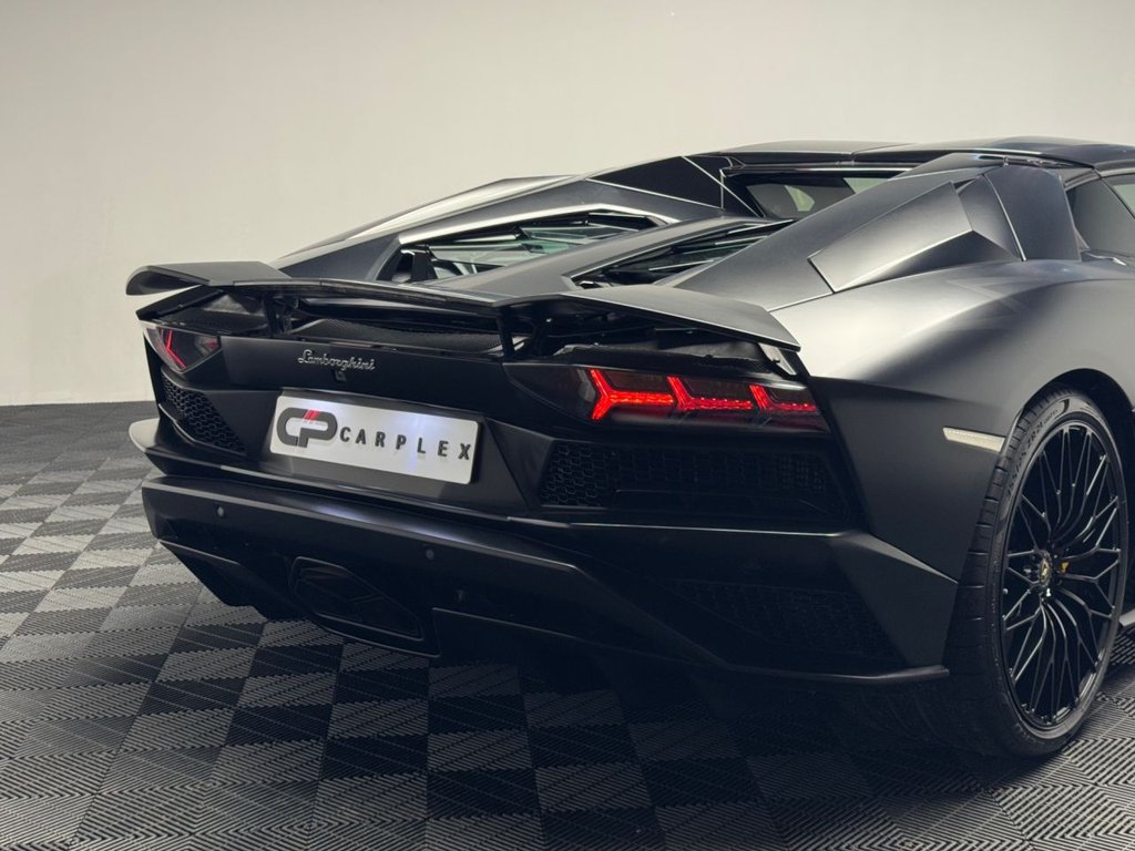 Used Lamborghini Aventador 2018 for sale - 77799779: Photo 45