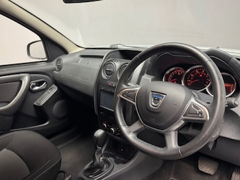 Used Dacia Duster 2018 for sale - 78964301: Photo