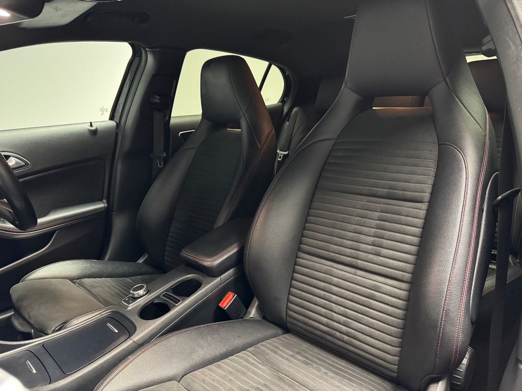 Used Mercedes-Benz GLA 2017 for sale - 76547041: Photo 32