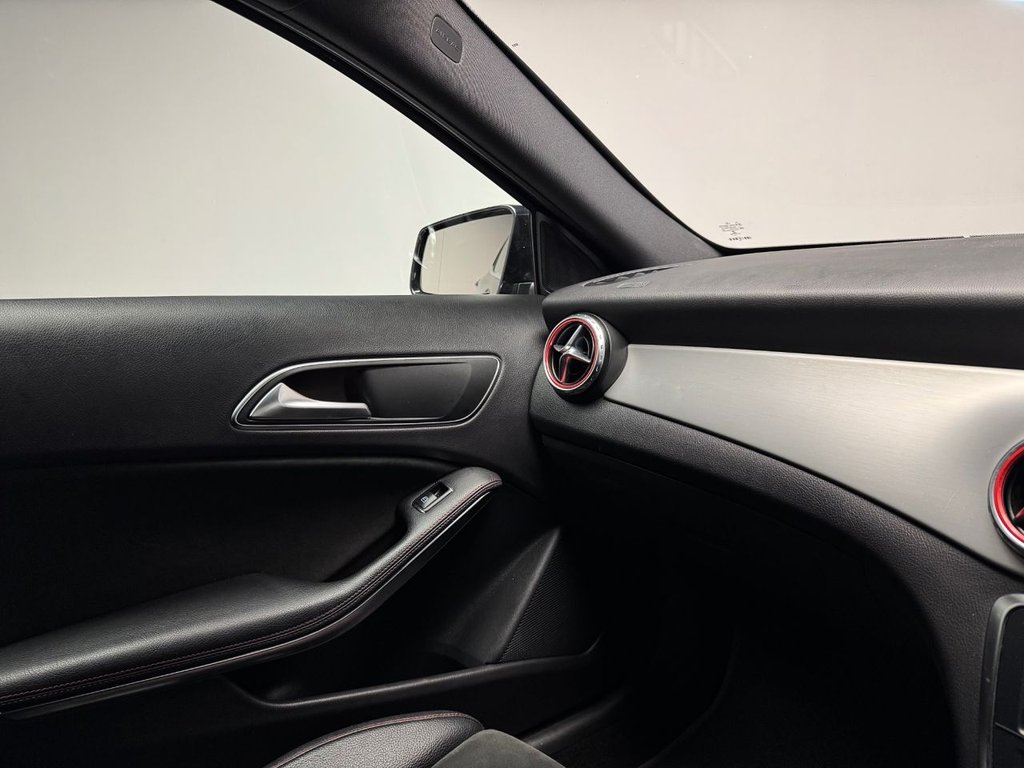 Used Mercedes-Benz GLA 2017 for sale - 76547041: Photo 35