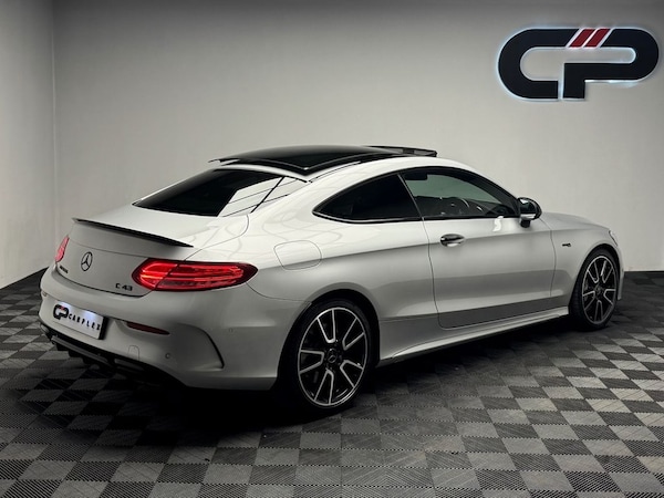 Used Mercedes-Benz C-Class 2016 for sale - 75155599: Photo 2