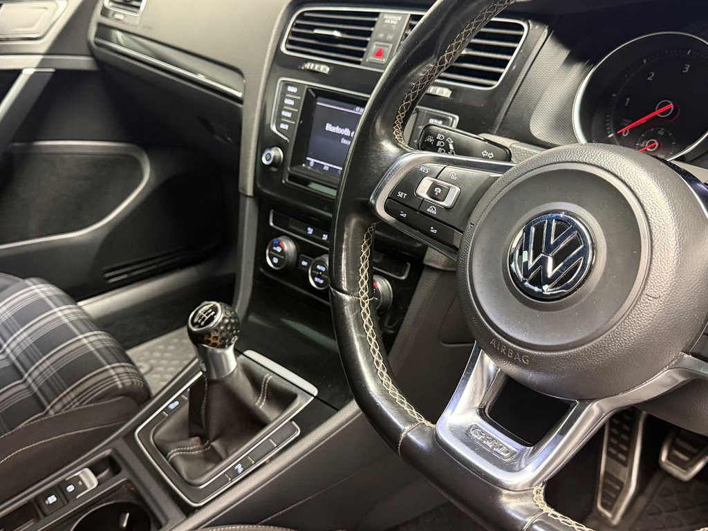 Used Volkswagen Golf 2014 for sale - 76593478: Photo 35
