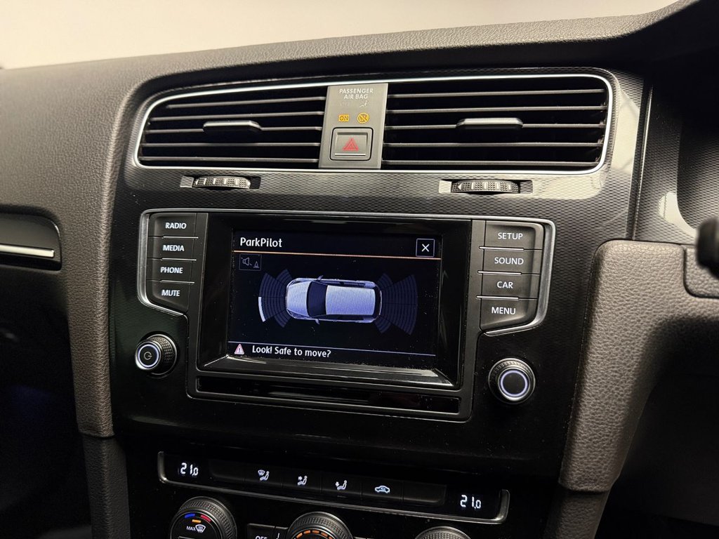 Used Volkswagen Golf 2014 for sale - 76593478: Photo 36