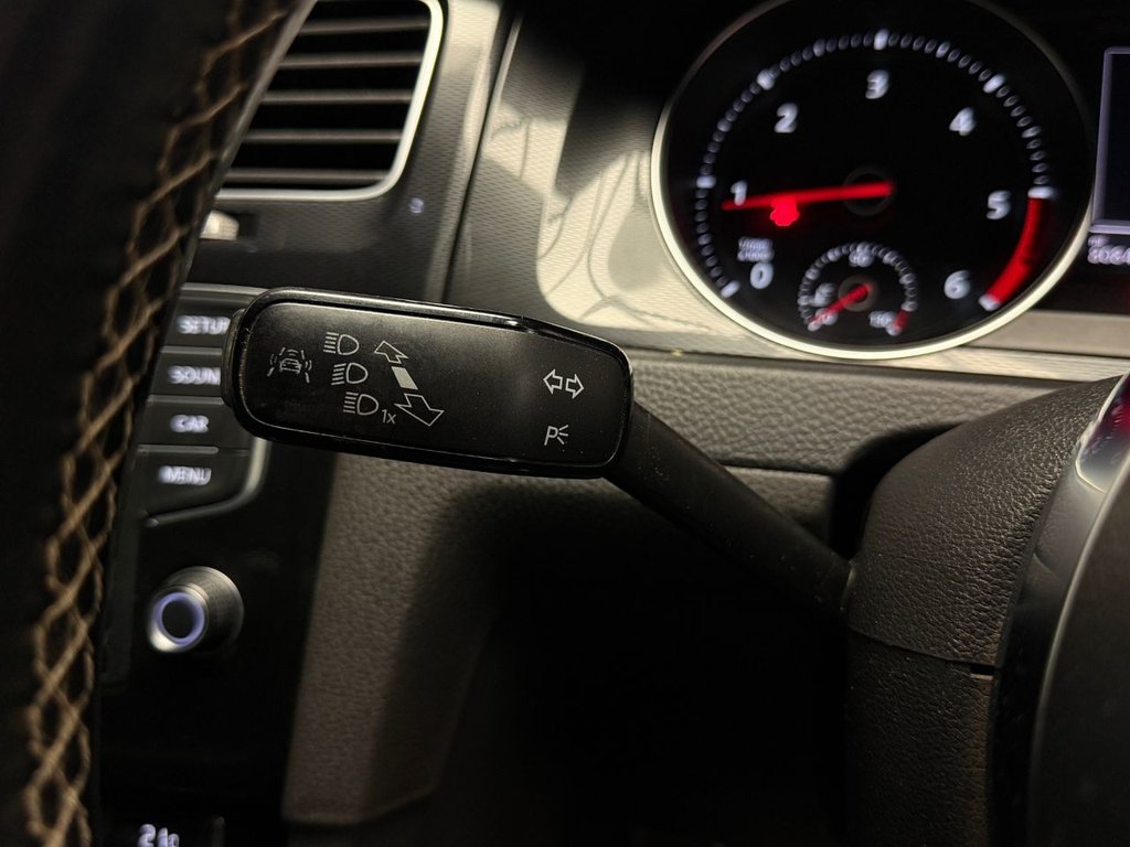 Used Volkswagen Golf 2014 for sale - 76593478: Photo 40