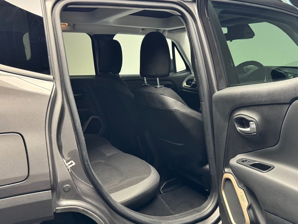 Used Jeep Renegade 2017 for sale - 76927626: Photo 42