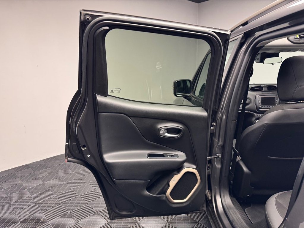 Used Jeep Renegade 2017 for sale - 76927626: Photo 48