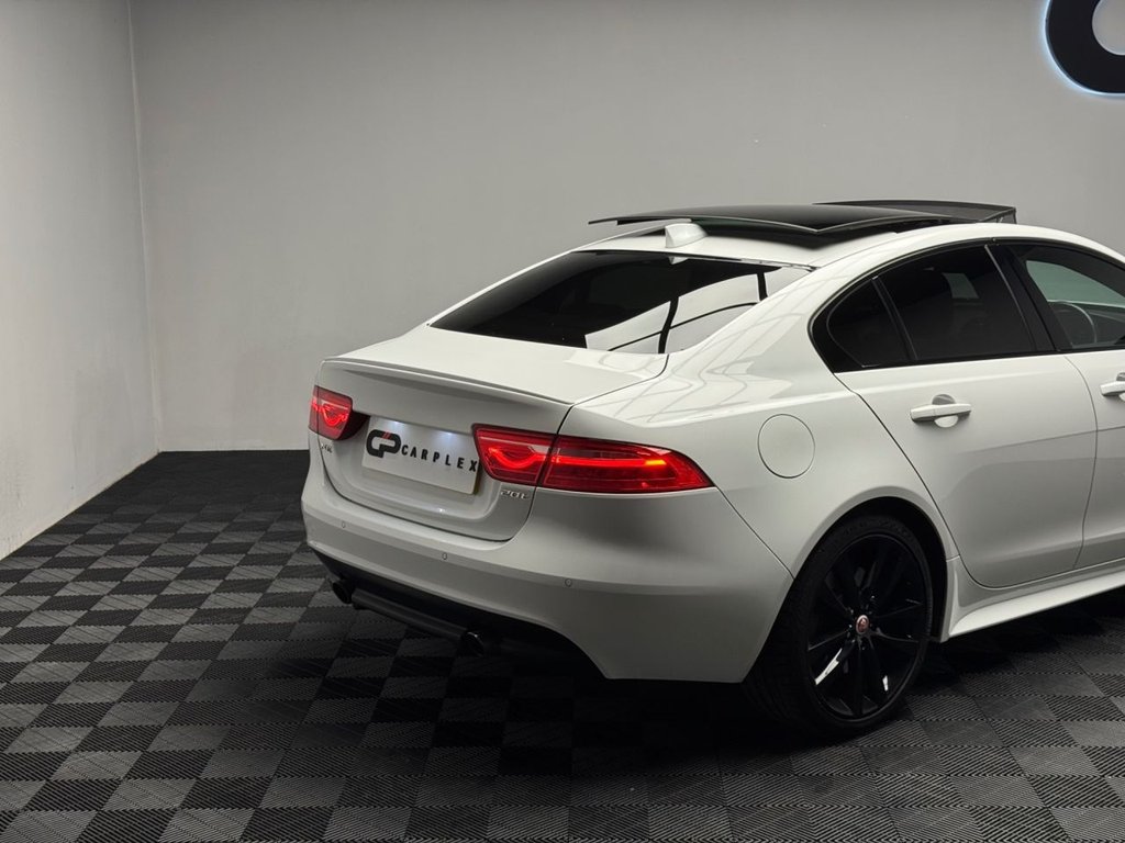 Used Jaguar XE 2018 for sale - 77065181: Photo 17