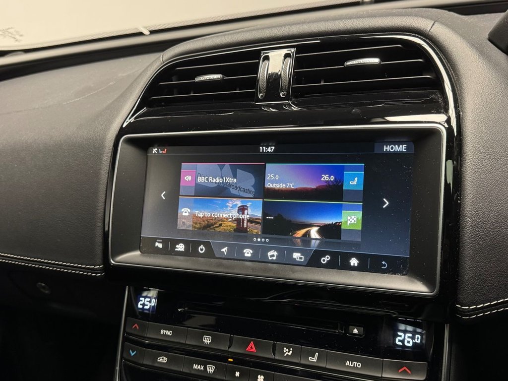 Used Jaguar XE 2018 for sale - 77065181: Photo 31