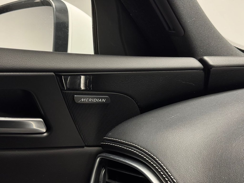 Used Jaguar XE 2018 for sale - 77065181: Photo 43