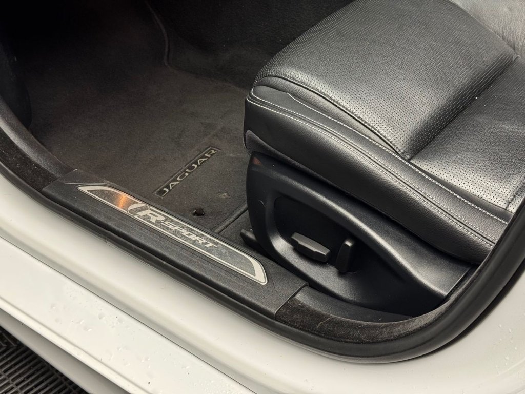 Used Jaguar XE 2018 for sale - 77065181: Photo 49