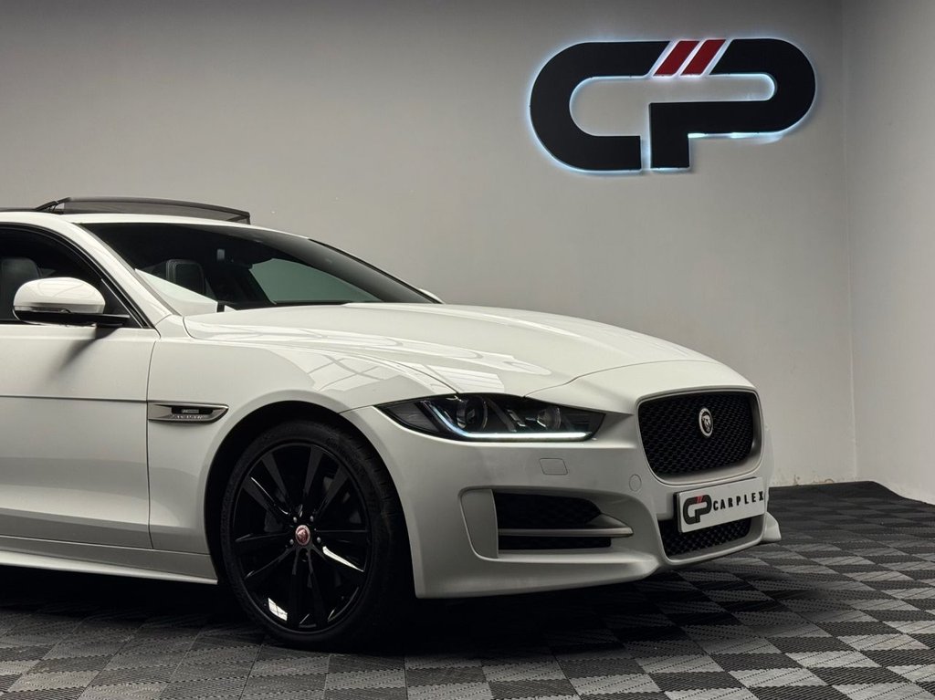 Used Jaguar XE 2018 for sale - 77065181: Photo 6