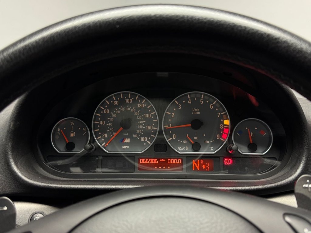 Used BMW M3 2005 for sale - 75227229: Photo 32