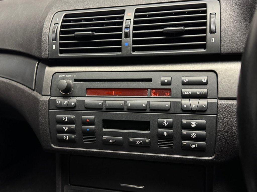 Used BMW M3 2005 for sale - 75227229: Photo 33